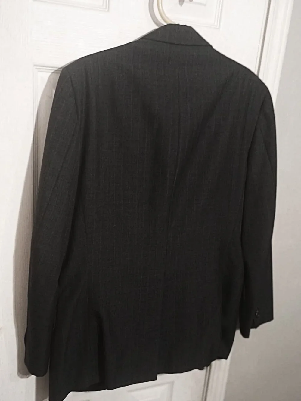 Tom James Men Gray Pinstripe 2 Piece Suit  42S